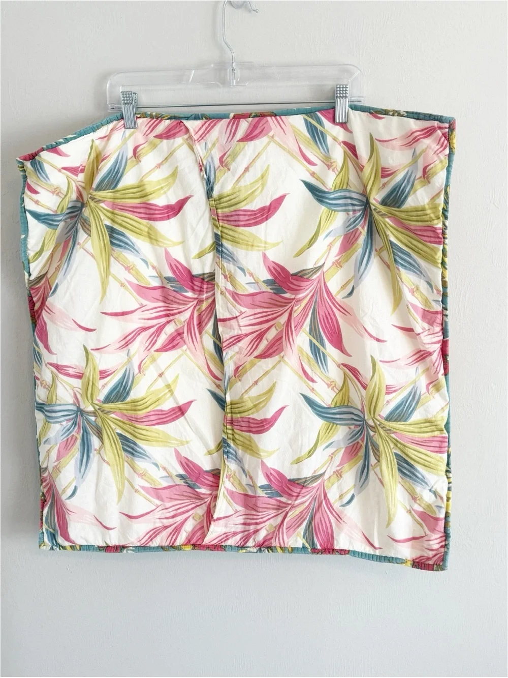 POTTERY BARN Quilted Patchwork Multi Tropical Print Euro Pillow Sham 24” X 24”